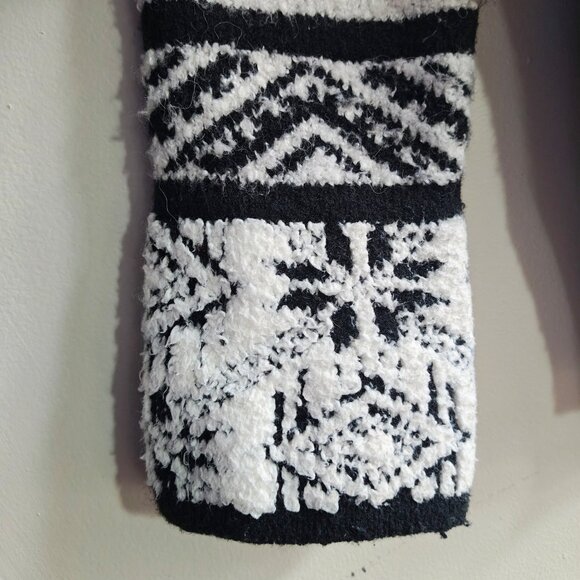 MOTH by ANTHROPOLOGIE Alaskan Half Zip Sweater - Picture 6 of 12